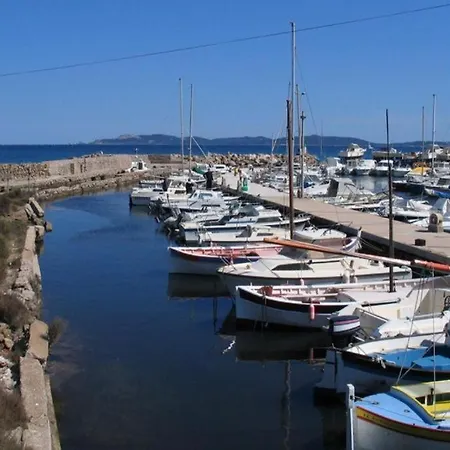 Le Gabian - Superbe Studio Au Port De Hyeres Апартаменты *
